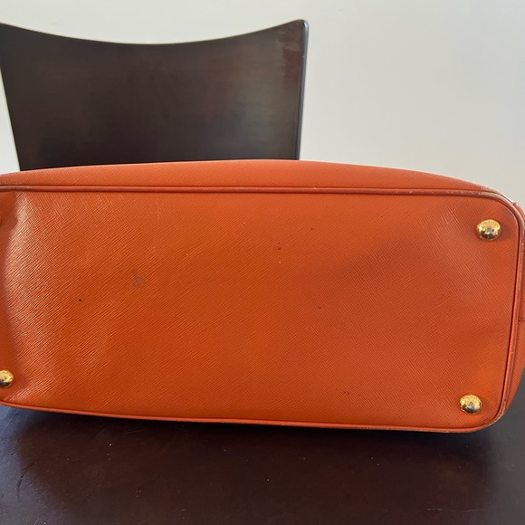 Prada Large Galleria Double Zip Tote Militare - Picture 6 of 8